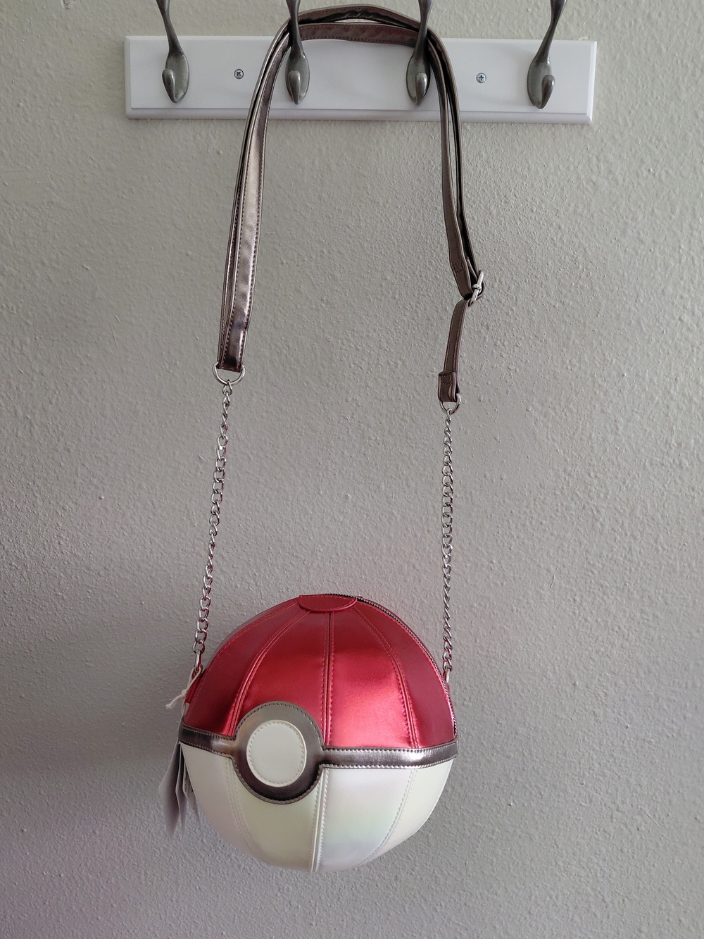 Poké ball Crossbody Bag
